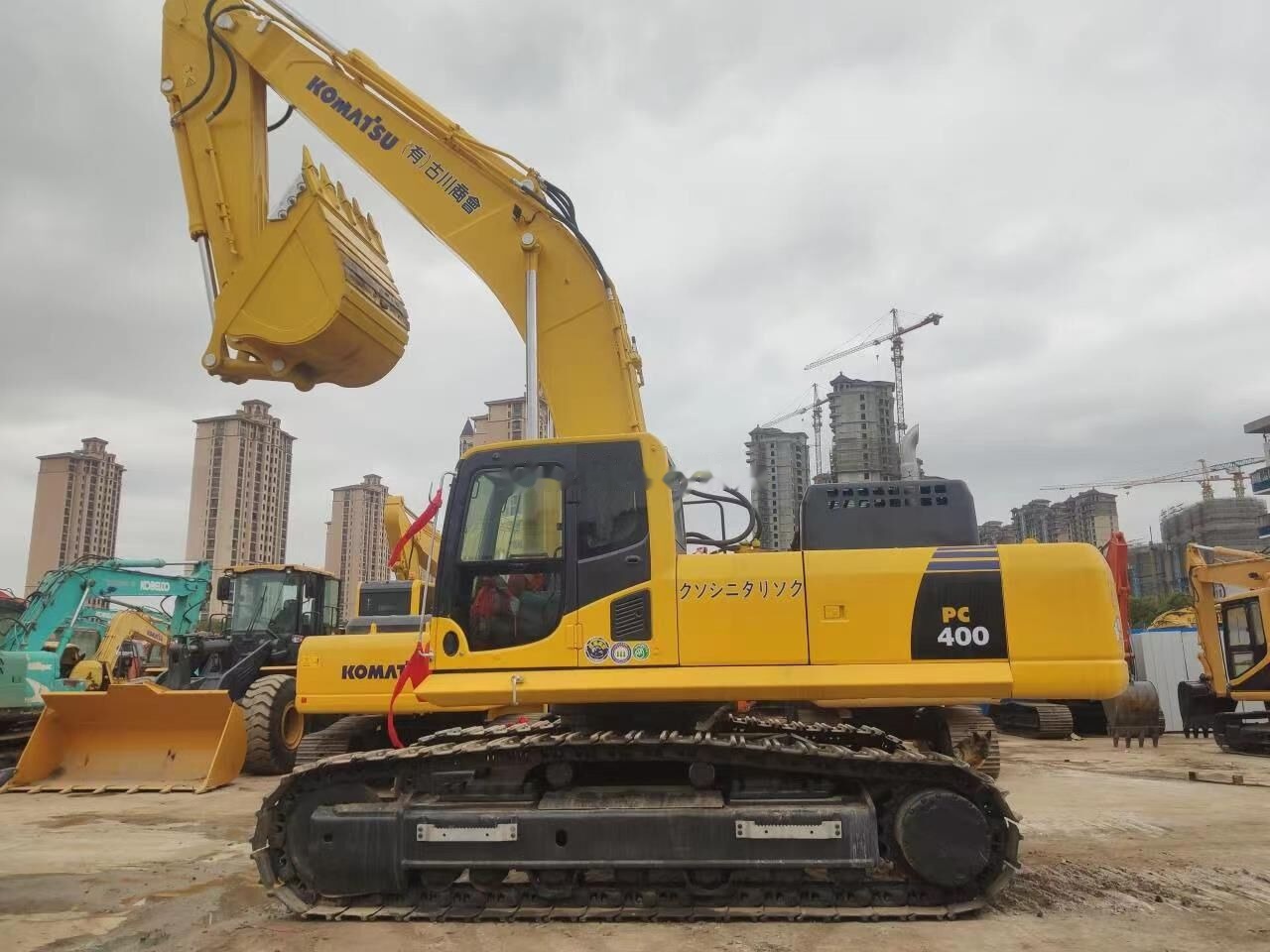 Komatsu PC400-8 - Excavadora de cadenas: foto 3 Komatsu PC400-8 - Excavadora de cadenas: foto 3