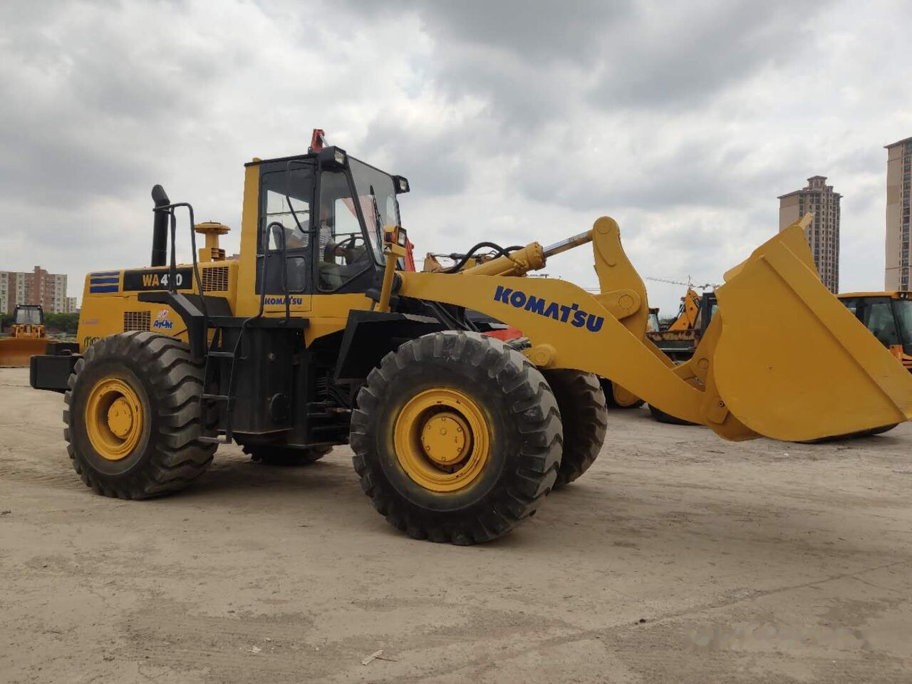 Komatsu WA470 - Cargadora de ruedas: foto 5 Komatsu WA470 - Cargadora de ruedas: foto 5