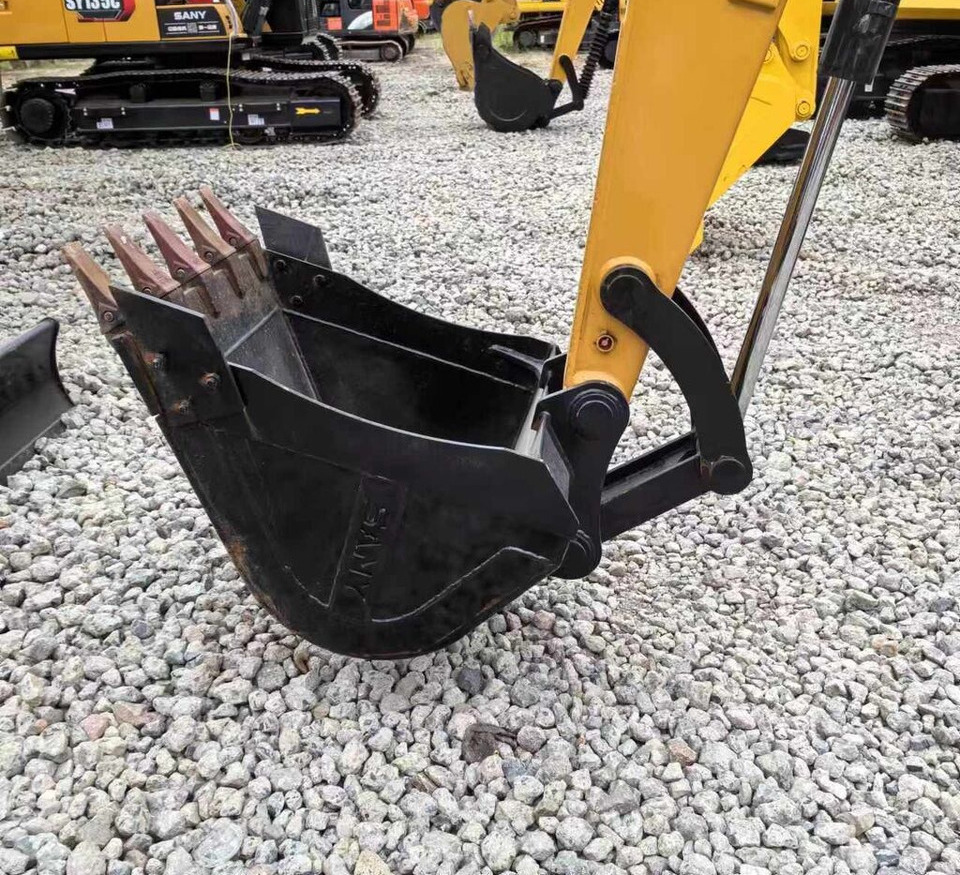 Sany SY75C - Excavadora de cadenas: foto 1 Sany SY75C - Excavadora de cadenas: foto 1