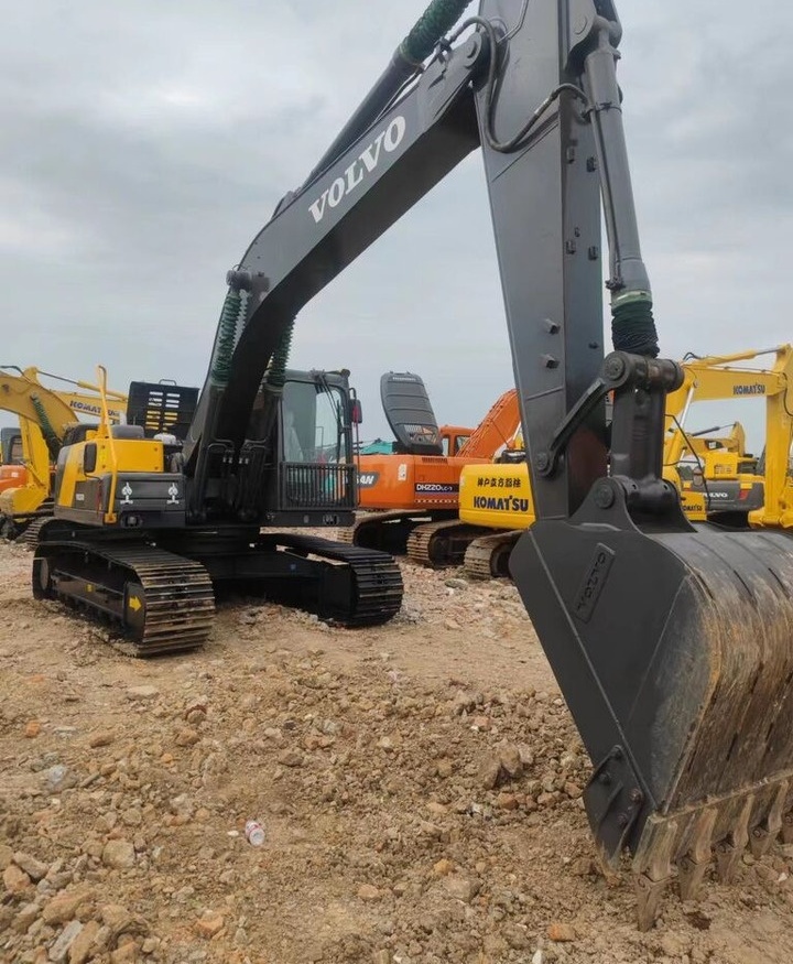 Volvo EC210 - Excavadora de cadenas: foto 3 Volvo EC210 - Excavadora de cadenas: foto 3