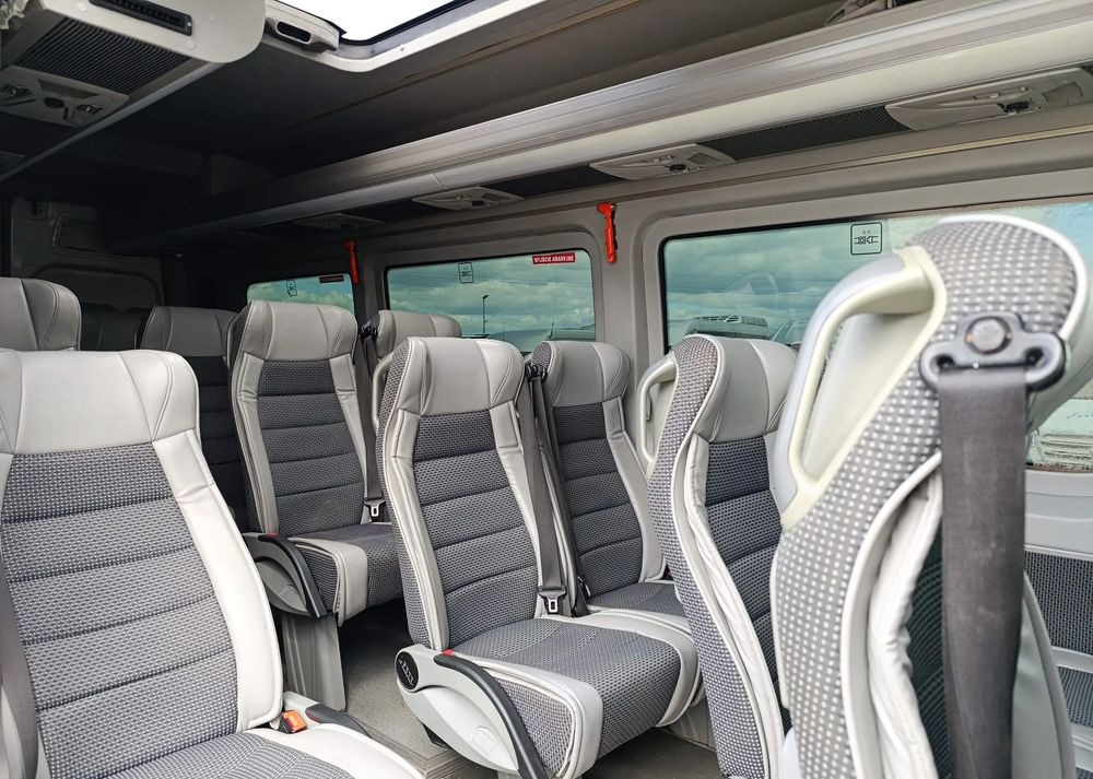 Mercedes-Benz Sprinter 519 - Minibús, Furgoneta de pasajeros: foto 4 Mercedes-Benz Sprinter 519 - Minibús, Furgoneta de pasajeros: foto 4