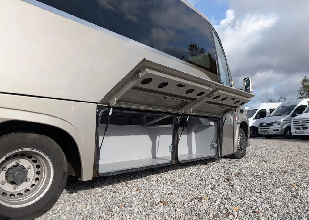 Mercedes-Benz Sprinter 519 - Minibús, Furgoneta de pasajeros: foto 4 Mercedes-Benz Sprinter 519 - Minibús, Furgoneta de pasajeros: foto 4