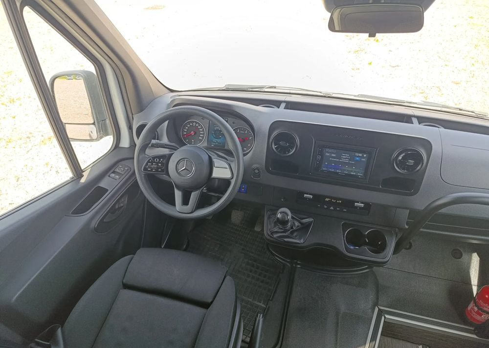 Leasing de  Mercedes-Benz Sprinter 519 Mercedes-Benz Sprinter 519: foto 15