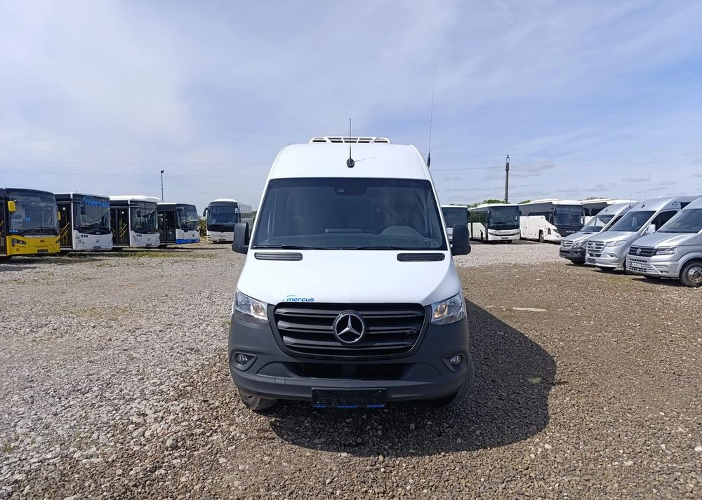 Leasing de  Mercedes-Benz Sprinter 519 Mercedes-Benz Sprinter 519: foto 13