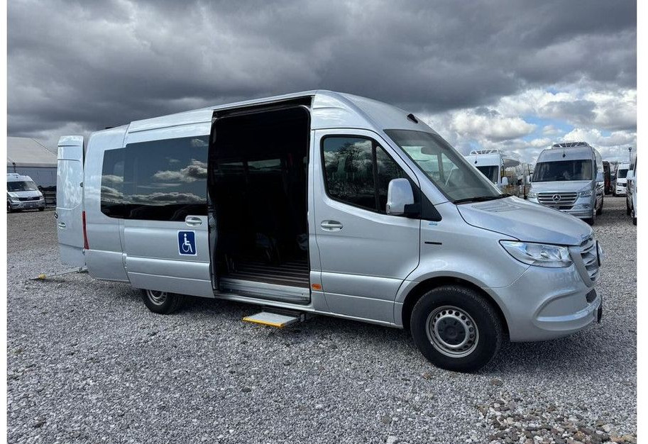 Mercedes-Benz eSprinter - Minibús, Autobús eléctrico: foto 3 Mercedes-Benz eSprinter - Minibús, Autobús eléctrico: foto 3