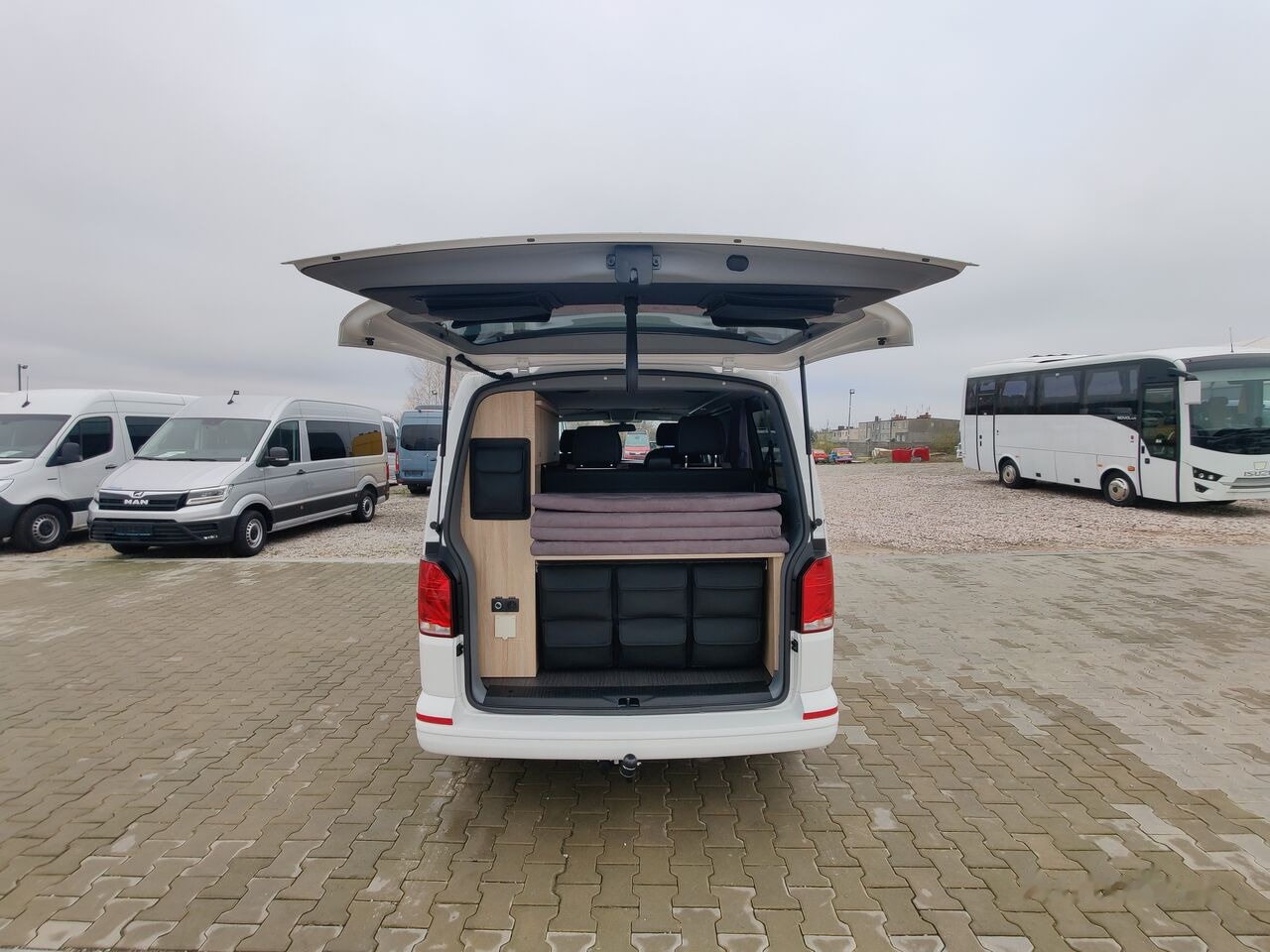 Volkswagen T6.1 MERCUS CAMPER CALIFORNIA - Cámper: foto 5 Volkswagen T6.1 MERCUS CAMPER CALIFORNIA - Cámper: foto 5