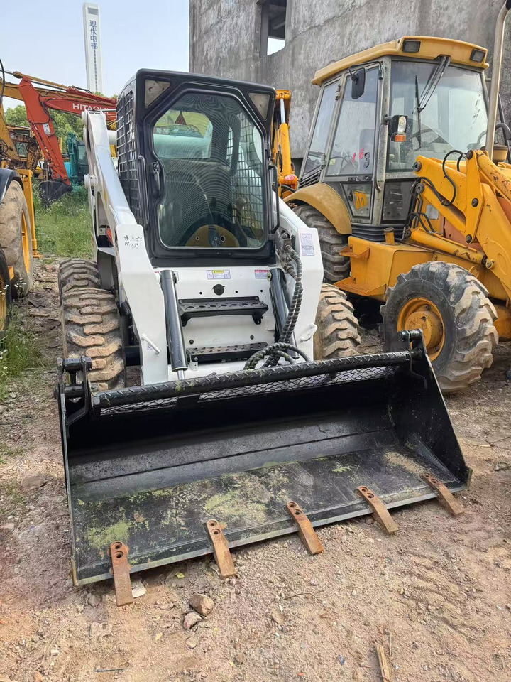 BOBCAT S300 - Minicargadora: foto 4 BOBCAT S300 - Minicargadora: foto 4