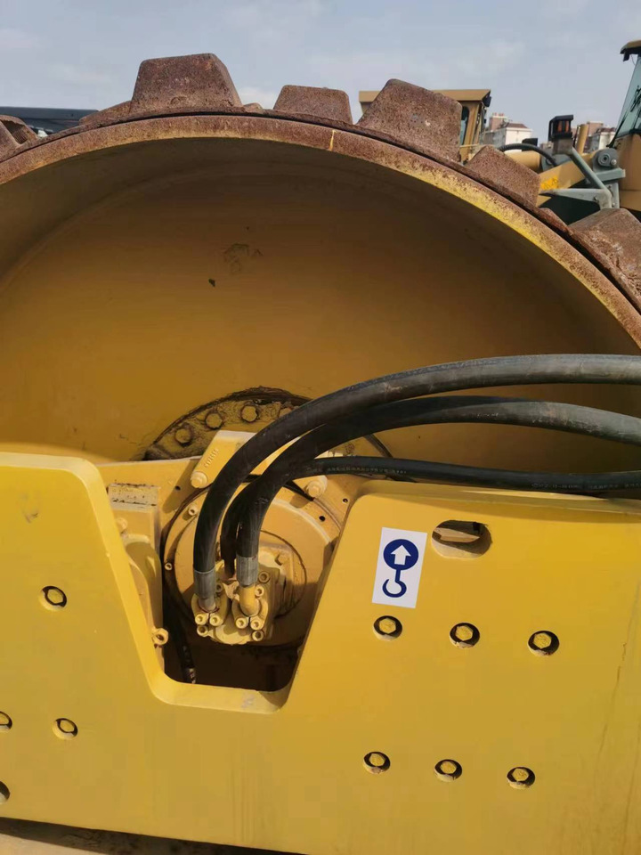 BOMAG BW217D-2 - Compactador: foto 5 BOMAG BW217D-2 - Compactador: foto 5