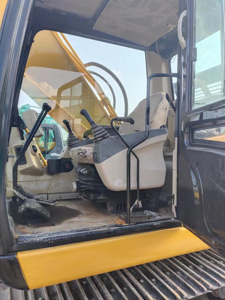 CATERPILLAR 325C - Excavadora de cadenas: foto 4 CATERPILLAR 325C - Excavadora de cadenas: foto 4