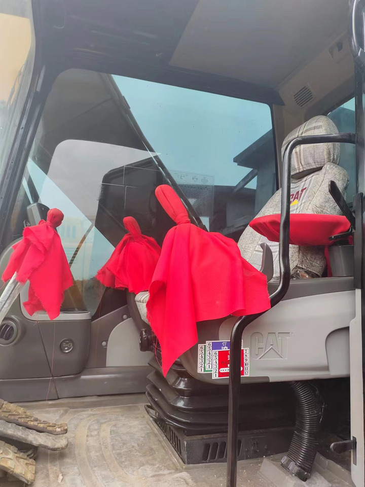 CATERPILLAR CAT 320D - Excavadora de cadenas: foto 4 CATERPILLAR CAT 320D - Excavadora de cadenas: foto 4