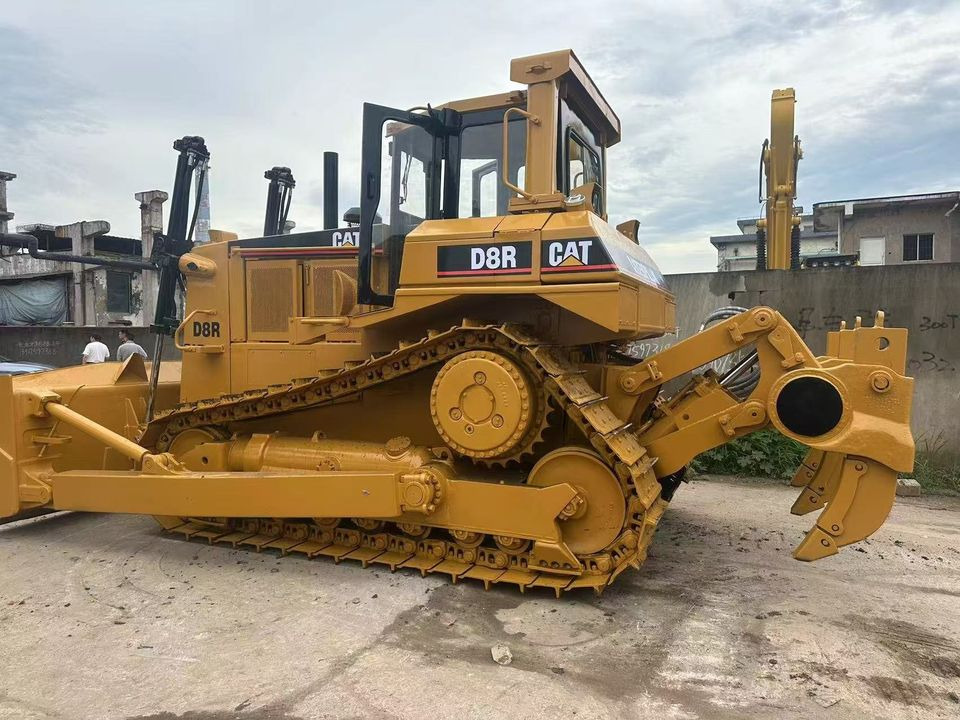 CATERPILLAR D8R - Bulldozer: foto 2 CATERPILLAR D8R - Bulldozer: foto 2