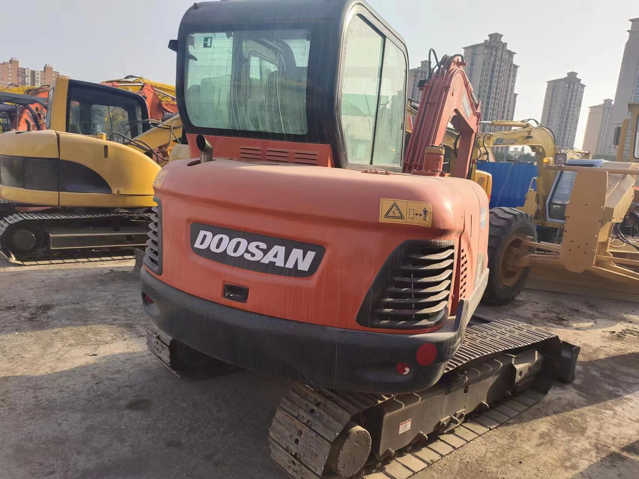DOOSAN DX60 - Miniexcavadora: foto 5 DOOSAN DX60 - Miniexcavadora: foto 5