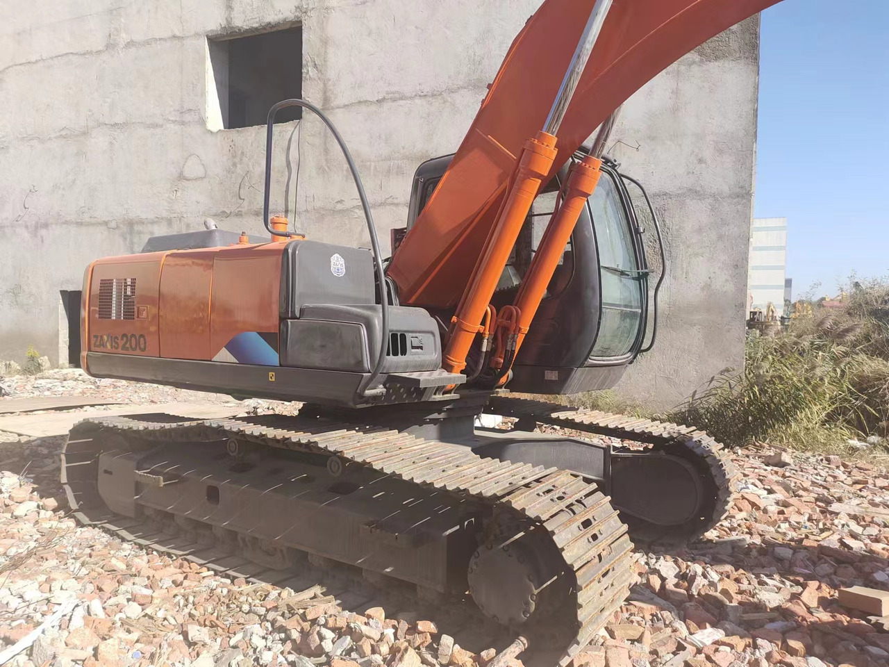 HITACHI ZX200 - Excavadora de cadenas: foto 3 HITACHI ZX200 - Excavadora de cadenas: foto 3