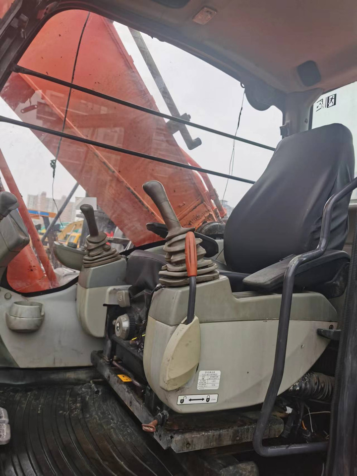 HITACHI ZX360H-5G - Excavadora de cadenas: foto 4 HITACHI ZX360H-5G - Excavadora de cadenas: foto 4