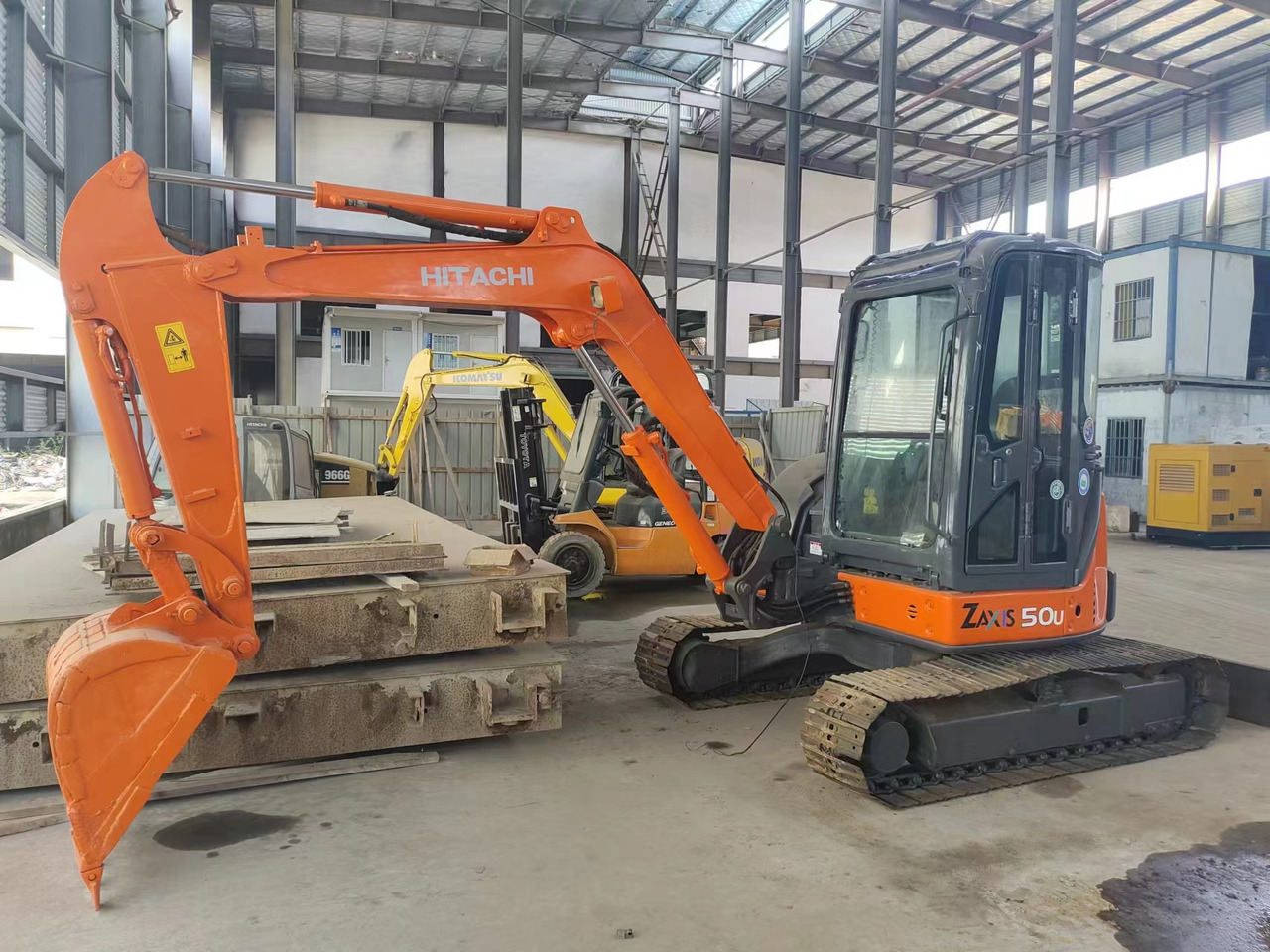 HITACHI ZX50U - Miniexcavadora: foto 1 HITACHI ZX50U - Miniexcavadora: foto 1