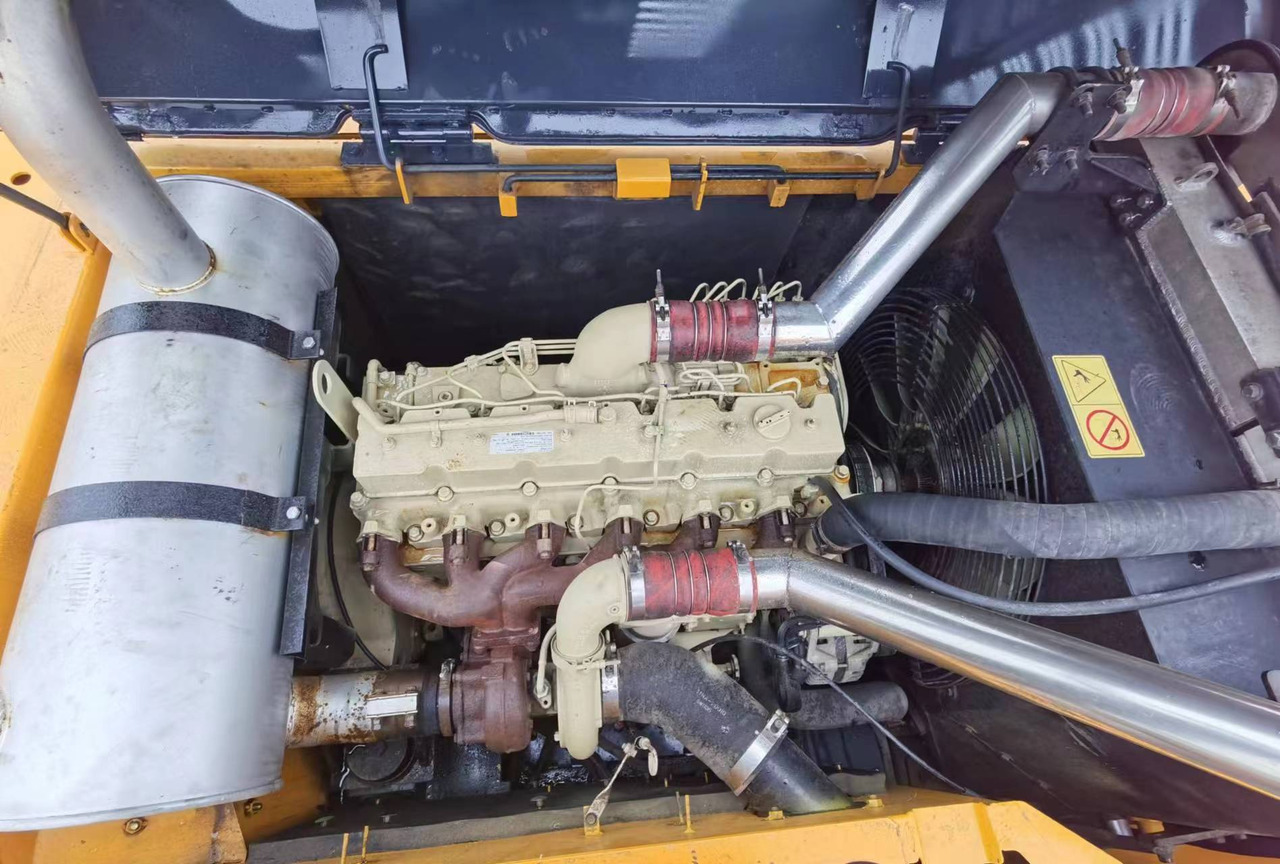 HYUNDAI 305LC-9T - Excavadora de cadenas: foto 5 HYUNDAI 305LC-9T - Excavadora de cadenas: foto 5