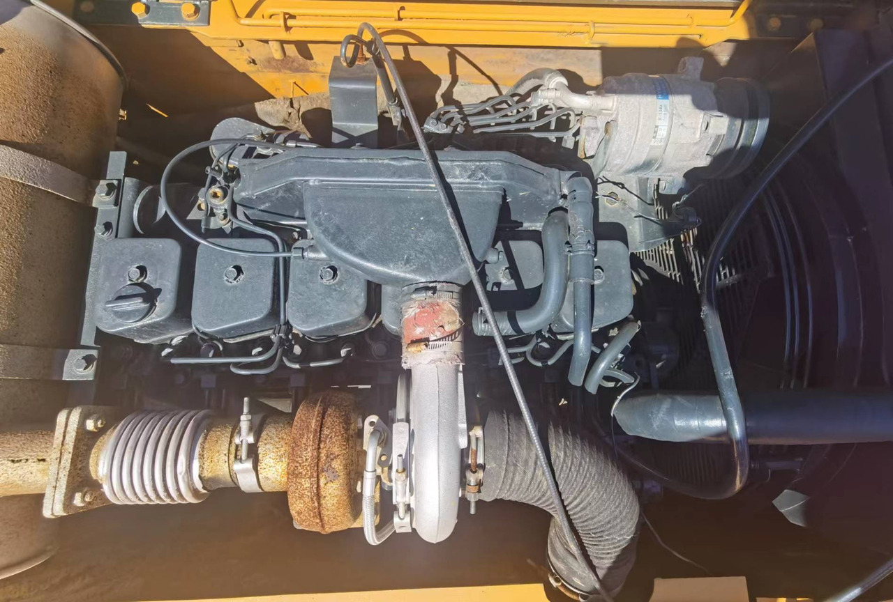 HYUNDAI ROBEX 210W-9 - Excavadora de ruedas: foto 4 HYUNDAI ROBEX 210W-9 - Excavadora de ruedas: foto 4