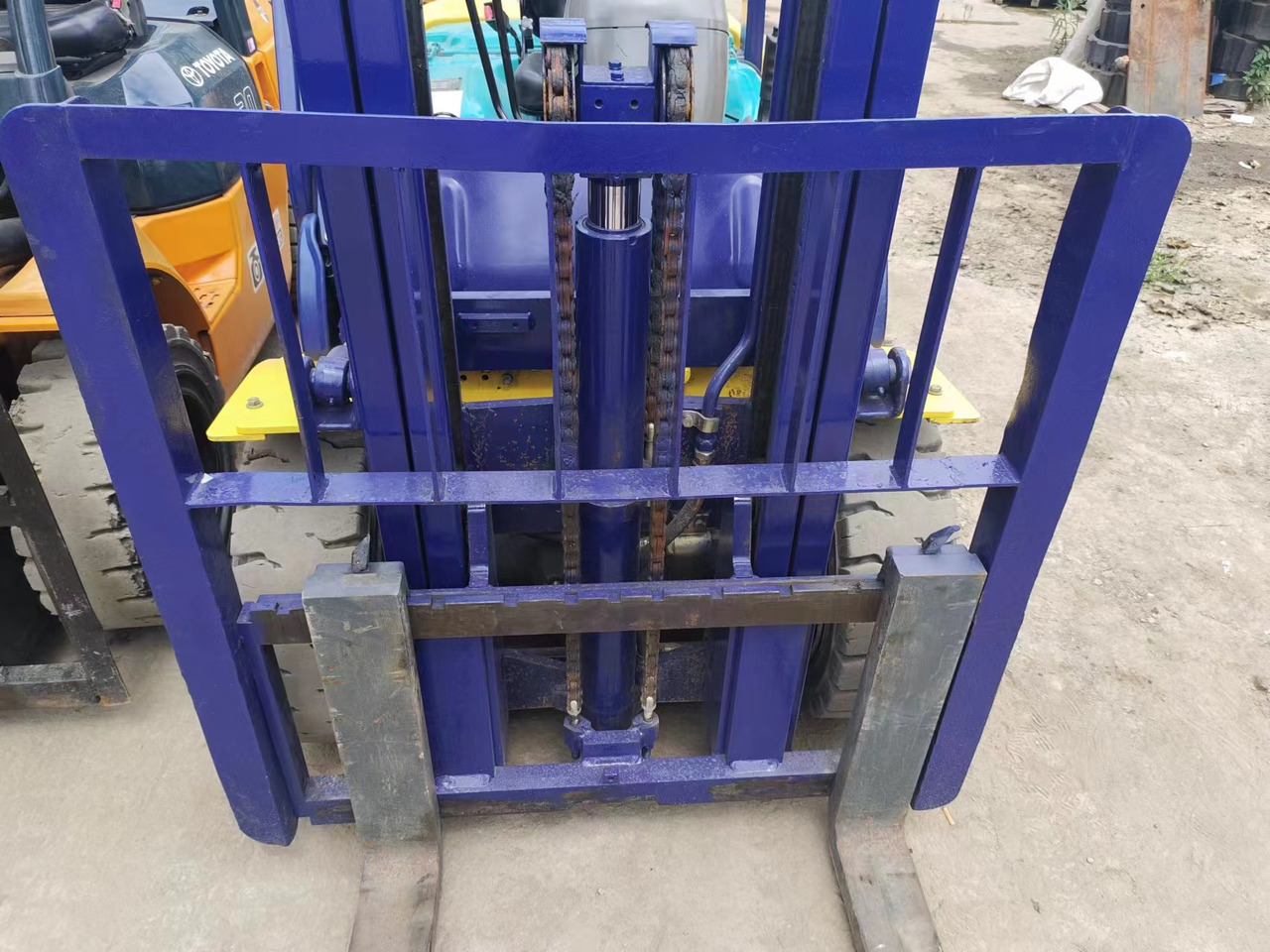 KOMATSU FD30 - Carretilla elevadora diésel: foto 3 KOMATSU FD30 - Carretilla elevadora diésel: foto 3