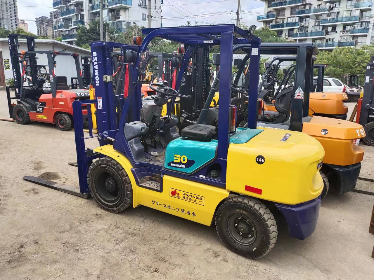 KOMATSU FD30 - Carretilla elevadora diésel: foto 2 KOMATSU FD30 - Carretilla elevadora diésel: foto 2