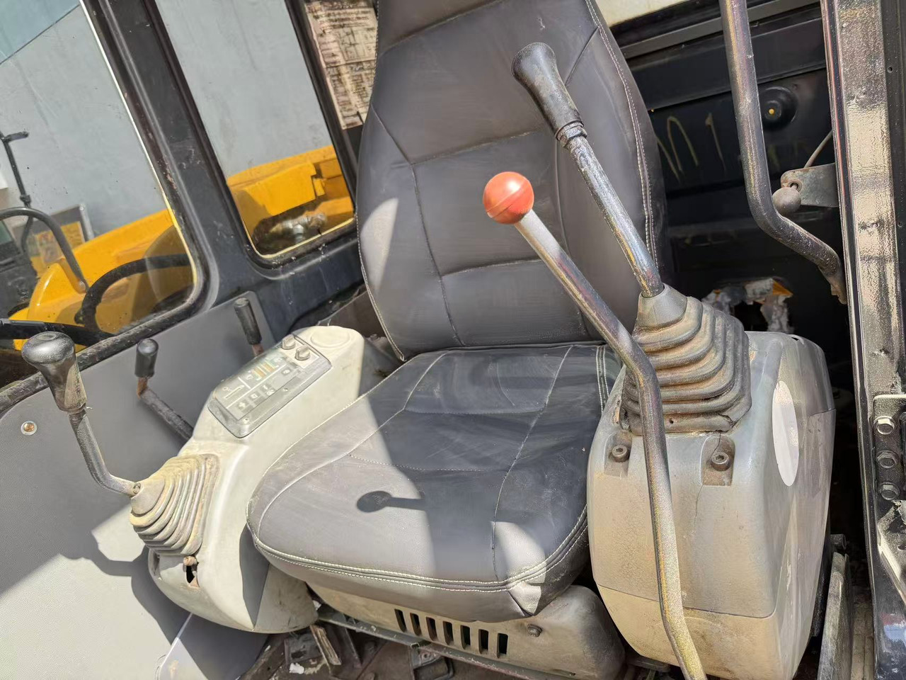 KOMATSU PC60-7 - Miniexcavadora: foto 4 KOMATSU PC60-7 - Miniexcavadora: foto 4