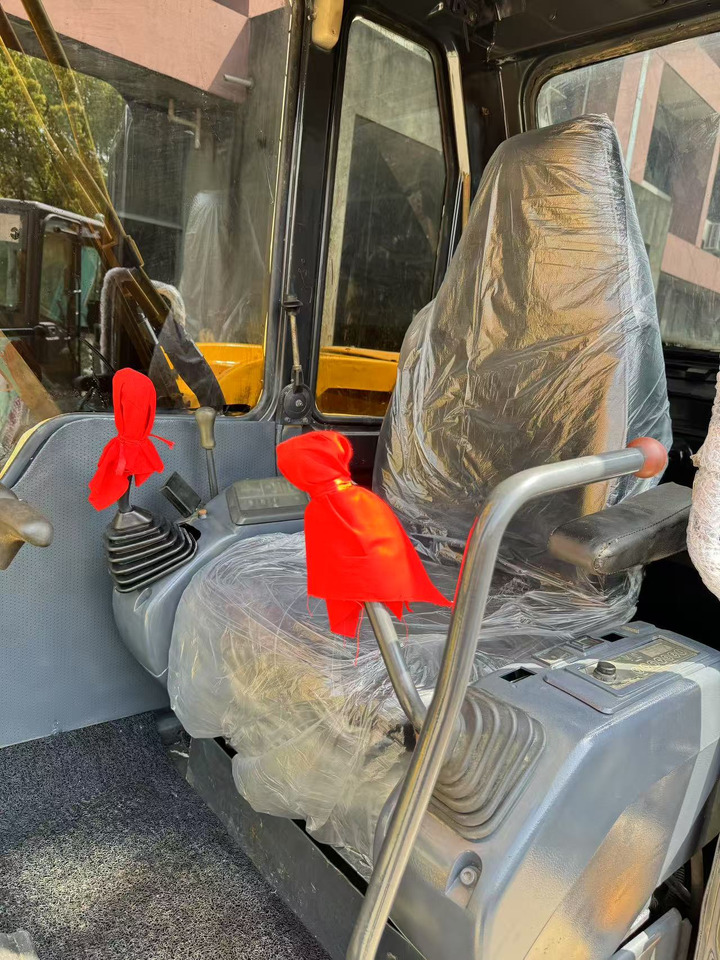 KOMATSU PC60-7 - Miniexcavadora: foto 4 KOMATSU PC60-7 - Miniexcavadora: foto 4