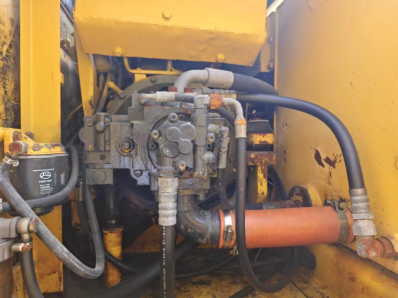 KOMATSU PW130 - Excavadora de ruedas: foto 5 KOMATSU PW130 - Excavadora de ruedas: foto 5