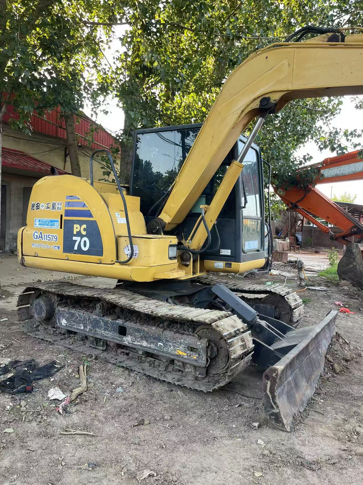 KOMATSU pc70-8 - Miniexcavadora: foto 1 KOMATSU pc70-8 - Miniexcavadora: foto 1