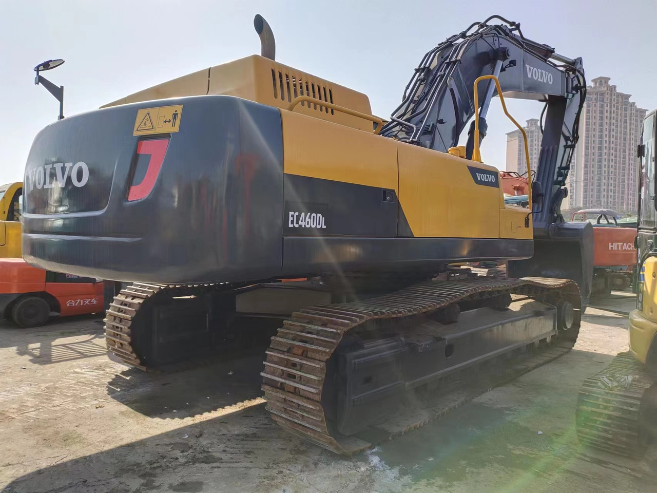 VOLVO EC460 - Excavadora de cadenas: foto 1 VOLVO EC460 - Excavadora de cadenas: foto 1