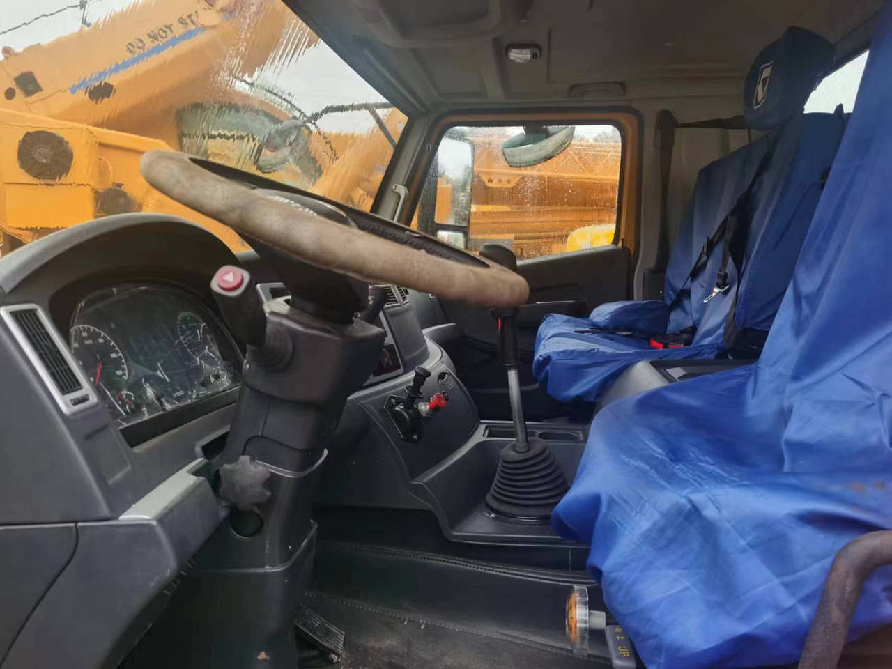 XCMG QY70K - Autogrúa: foto 3 XCMG QY70K - Autogrúa: foto 3