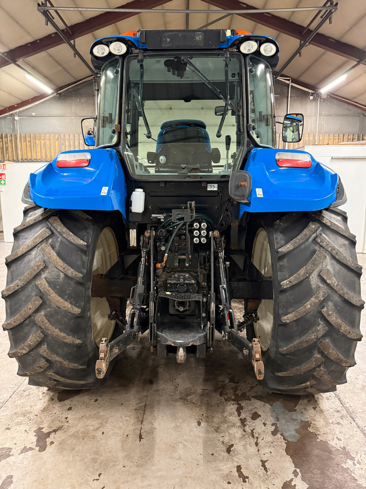 New Holland T5.115 EC - Tractor: foto 4 New Holland T5.115 EC - Tractor: foto 4