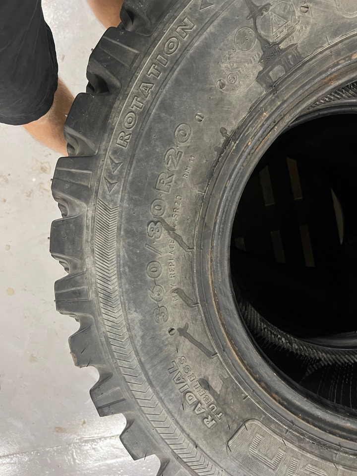 TRI 2 Dekk, TRI 2 DEKK MED PIGG - Rueda completa para Maquinaria agrícola: foto 4 TRI 2 Dekk, TRI 2 DEKK MED PIGG - Rueda completa para Maquinaria agrícola: foto 4