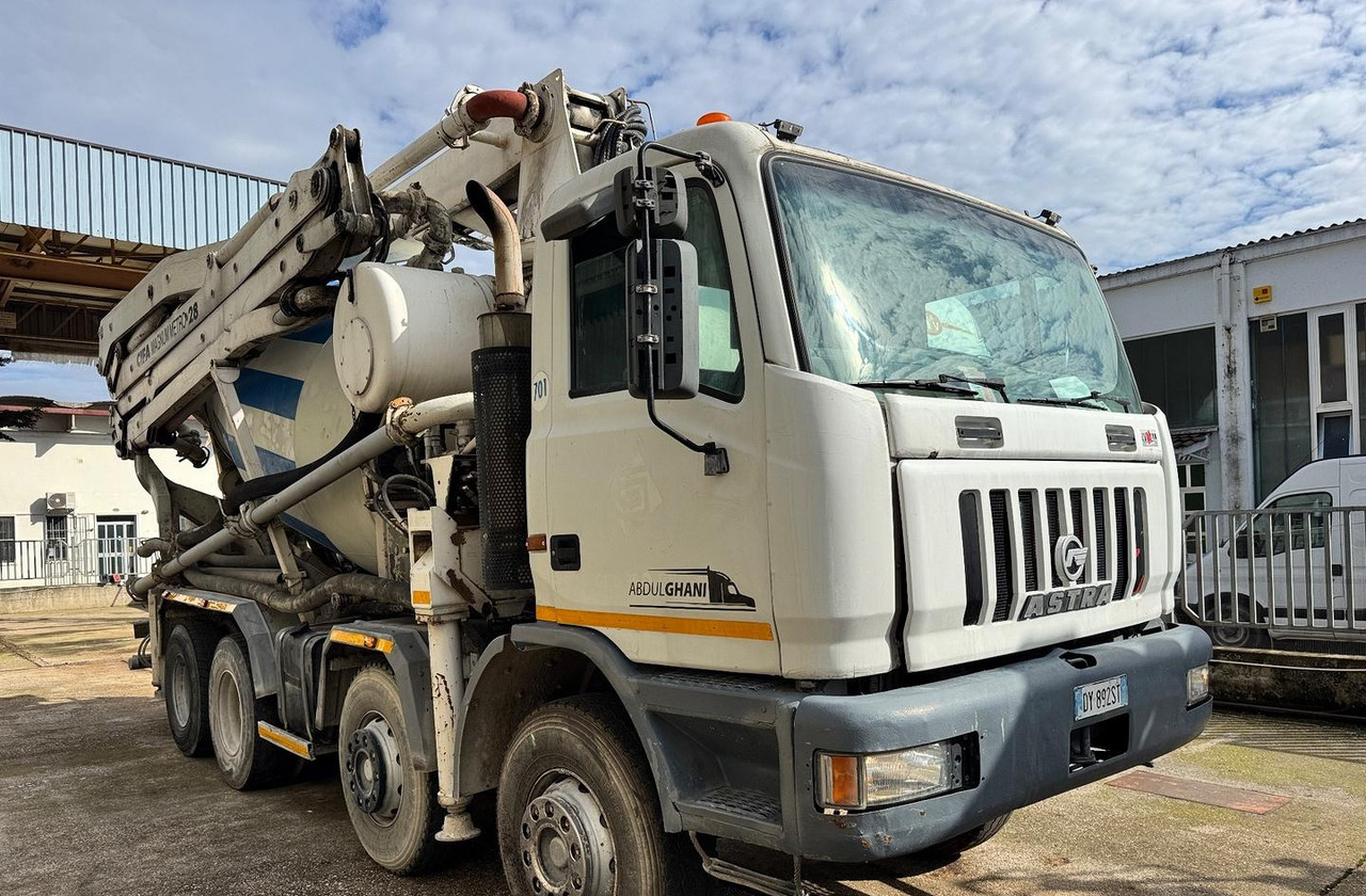 Betonpompa CIFA ASTRA HD84.38 - 2003 - Bomba de hormigón: foto 1 Betonpompa CIFA ASTRA HD84.38 - 2003 - Bomba de hormigón: foto 1