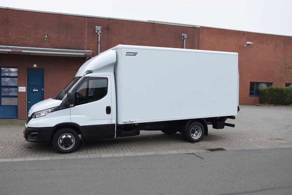 Iveco Daily 35 C 16 Koffer LBW Klima Spoiler TÜV NEU - Furgoneta caja cerrada: foto 4 Iveco Daily 35 C 16 Koffer LBW Klima Spoiler TÜV NEU - Furgoneta caja cerrada: foto 4