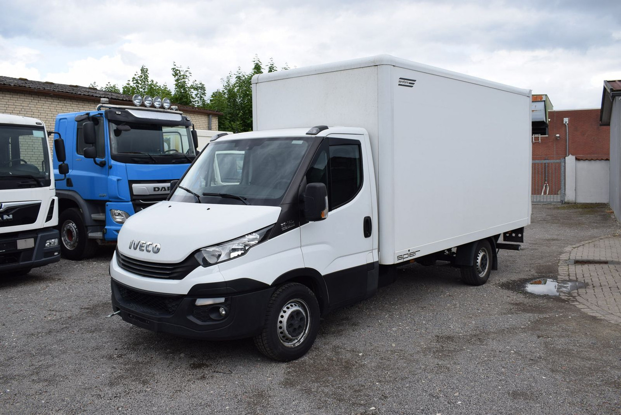 Iveco Daily 35 S14 Koffer LBW Automatik Motorschaden - Furgoneta caja cerrada: foto 1 Iveco Daily 35 S14 Koffer LBW Automatik Motorschaden - Furgoneta caja cerrada: foto 1