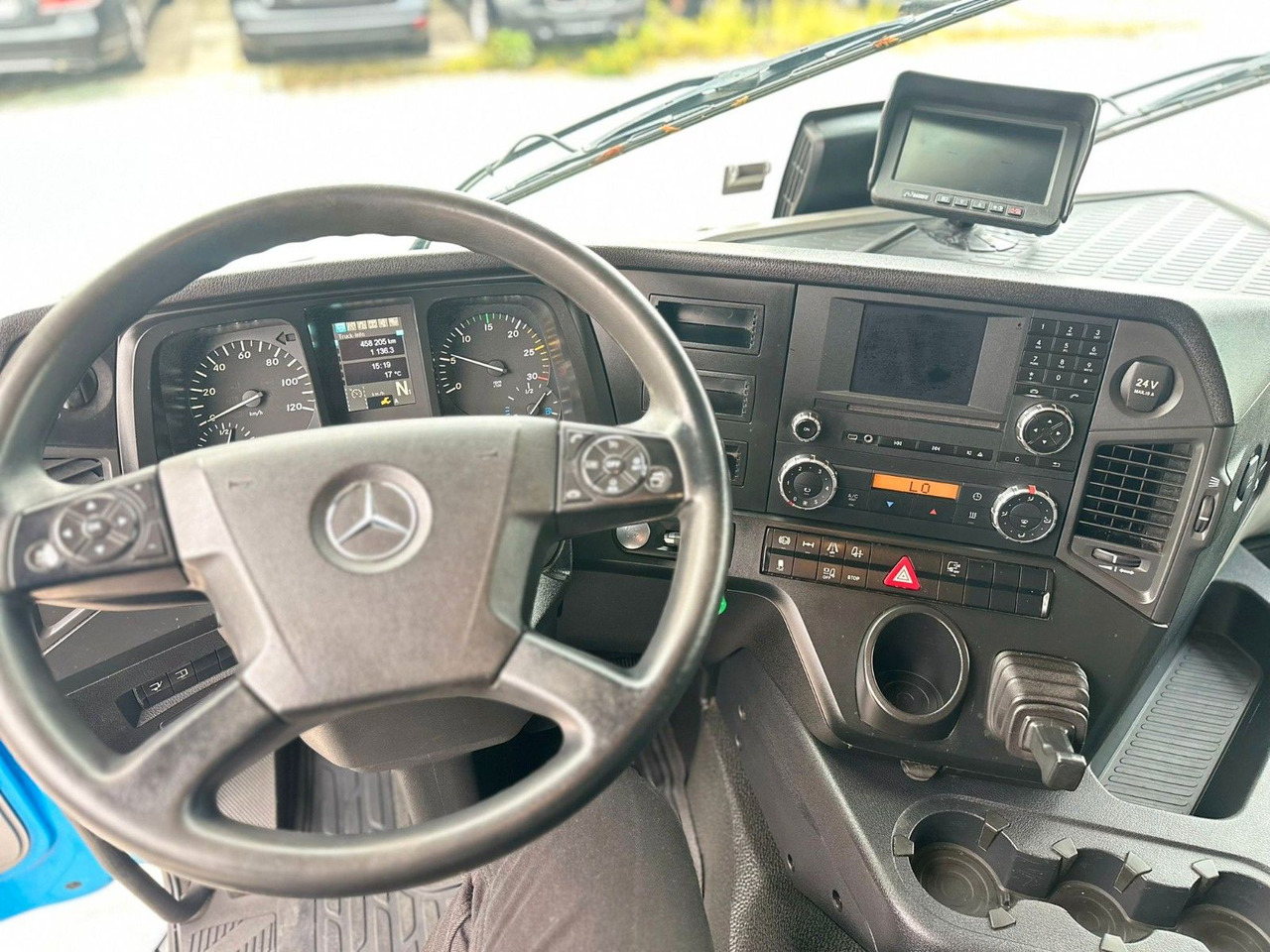 Leasing de  Mercedes-Benz Antos 1830+Isolierkoffer Mercedes-Benz Antos 1830+Isolierkoffer: foto 11