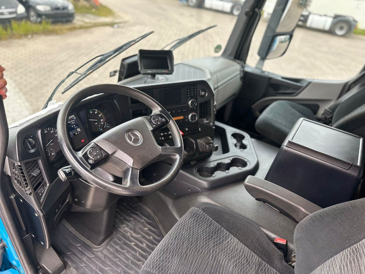 Leasing de  Mercedes-Benz Antos 1830+Isolierkoffer Mercedes-Benz Antos 1830+Isolierkoffer: foto 9