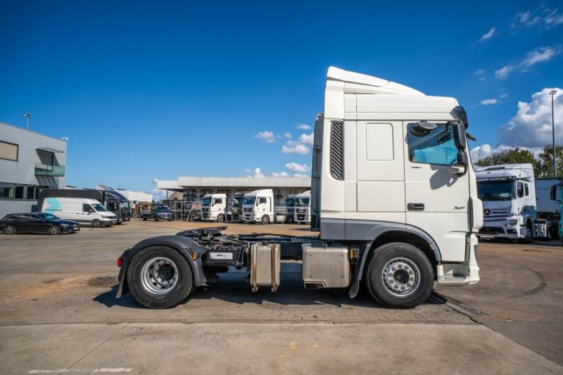 DAF XF 480 (50T.) + KIPHYDR. - Cabeza tractora: foto 3 DAF XF 480 (50T.) + KIPHYDR. - Cabeza tractora: foto 3