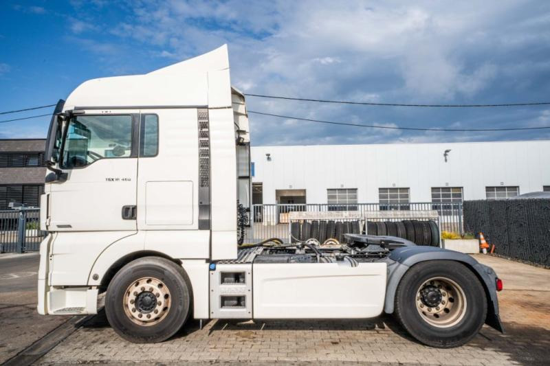 Cabeza tractora MAN TGX 18 460 XLX BLS+INTARDER+ADR+KIPHYDR.: foto 6 Cabeza tractora MAN TGX 18 460 XLX BLS+INTARDER+ADR+KIPHYDR.: foto 6