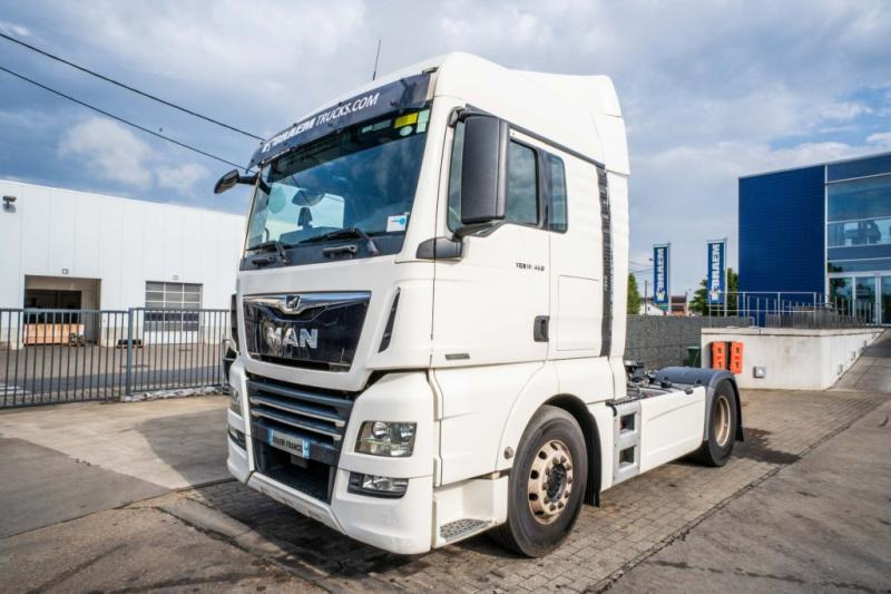 MAN TGX 18 460 XLX BLS+INTARDER+ADR+KIPHYDR. - Cabeza tractora: foto 1 MAN TGX 18 460 XLX BLS+INTARDER+ADR+KIPHYDR. - Cabeza tractora: foto 1