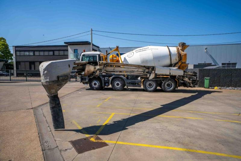 MAN TGS 32.360 BB+LIEBHERR+TAPIS THEAM TS 13m - Camión hormigonera: foto 5 MAN TGS 32.360 BB+LIEBHERR+TAPIS THEAM TS 13m - Camión hormigonera: foto 5