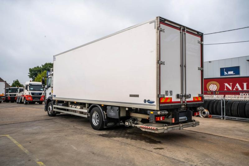 Camión frigorífico Mercedes ANTOS 1833 +CARRIER SUPRA MULTI 1250Mt+DHOLLANDIA 2.5T: foto 8