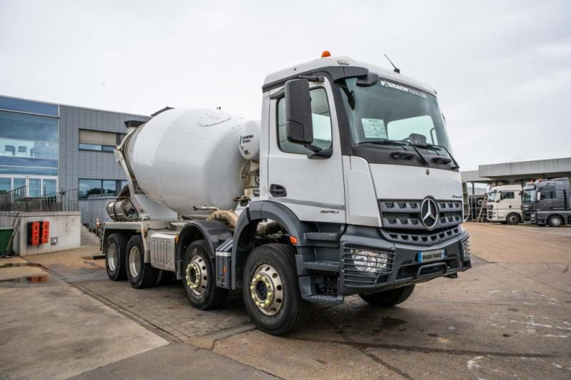 Mercedes AROCS 3240 + STETTER 9m3 - Camión hormigonera: foto 2 Mercedes AROCS 3240 + STETTER 9m3 - Camión hormigonera: foto 2