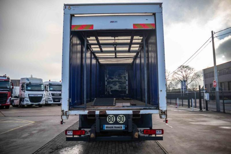 Renault PEMIUM LANDER 340 DXI-6X2 - Camión lona: foto 4 Renault PEMIUM LANDER 340 DXI-6X2 - Camión lona: foto 4