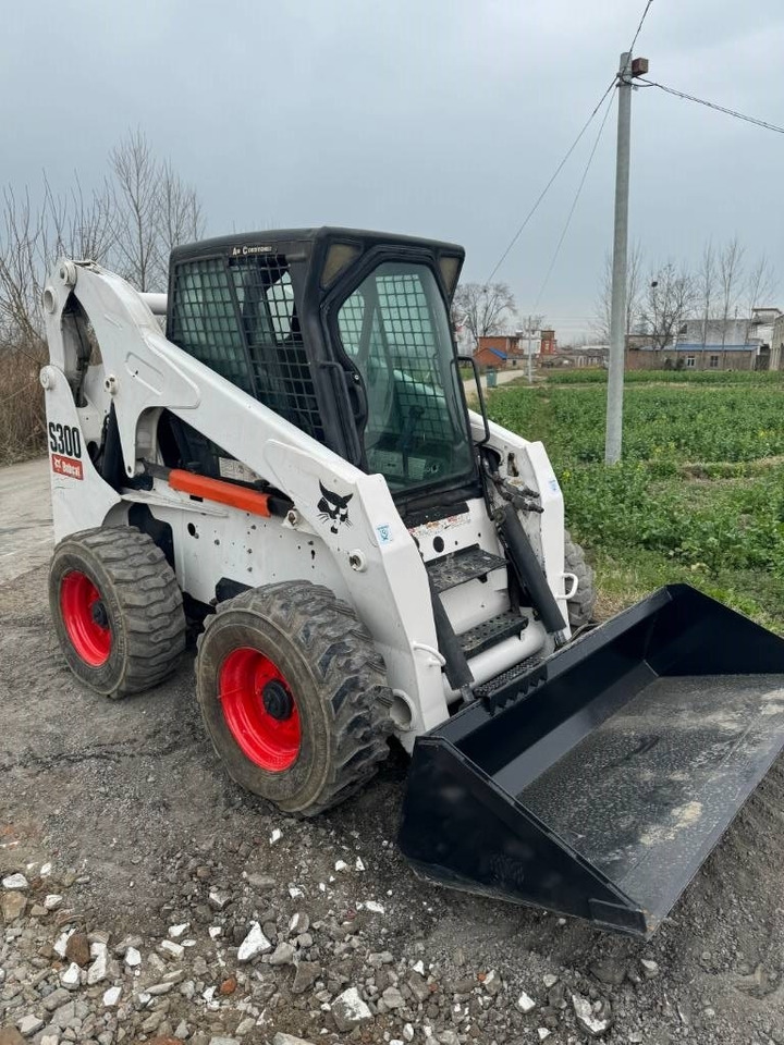 Bobcat S 300 - Minicargadora: foto 3 Bobcat S 300 - Minicargadora: foto 3