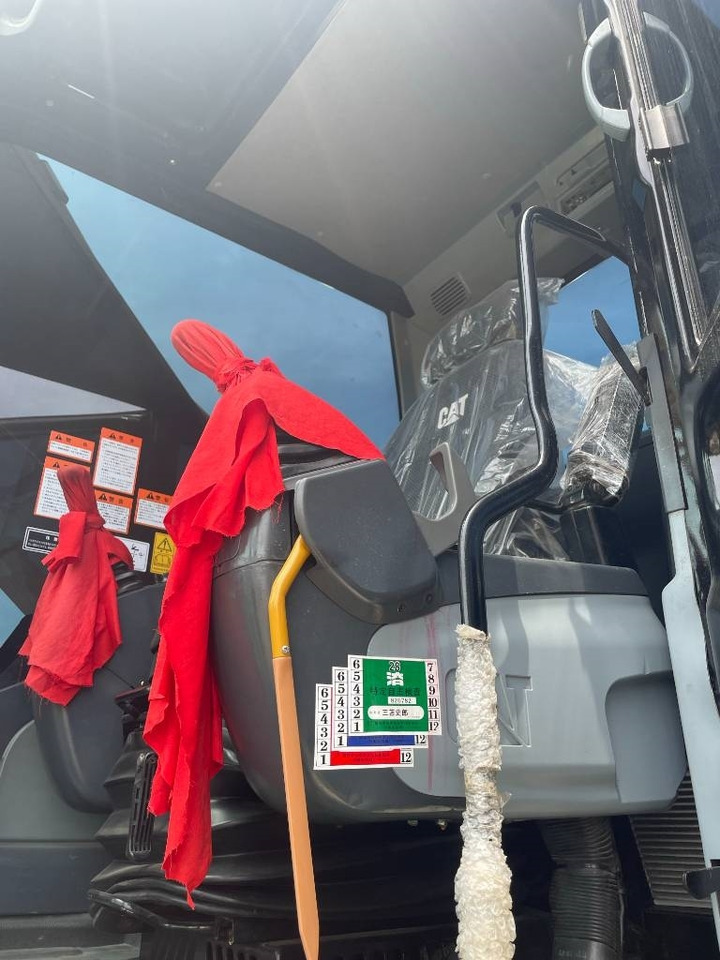 CAT 330D2 - Excavadora de cadenas: foto 4 CAT 330D2 - Excavadora de cadenas: foto 4