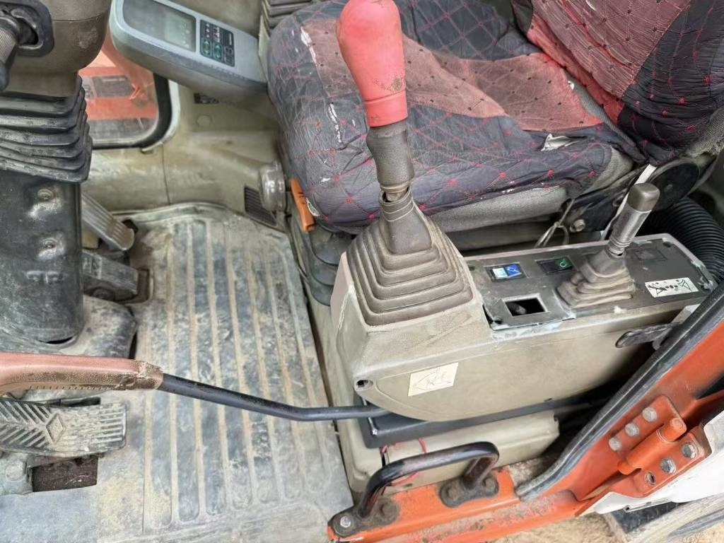 Doosan DH 150 W-7  - Excavadora de ruedas: foto 5 Doosan DH 150 W-7  - Excavadora de ruedas: foto 5