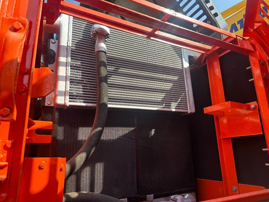 Excavadora de cadenas Doosan DX 300: foto 9