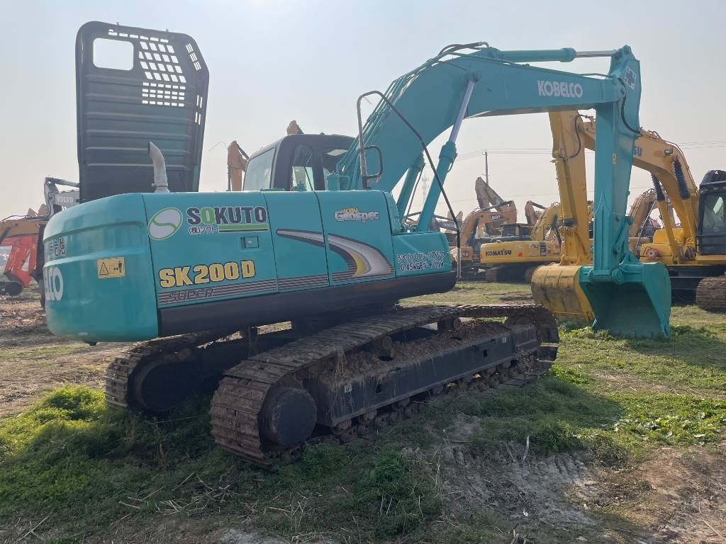 Kobelco SK 200 - Excavadora de cadenas: foto 2 Kobelco SK 200 - Excavadora de cadenas: foto 2