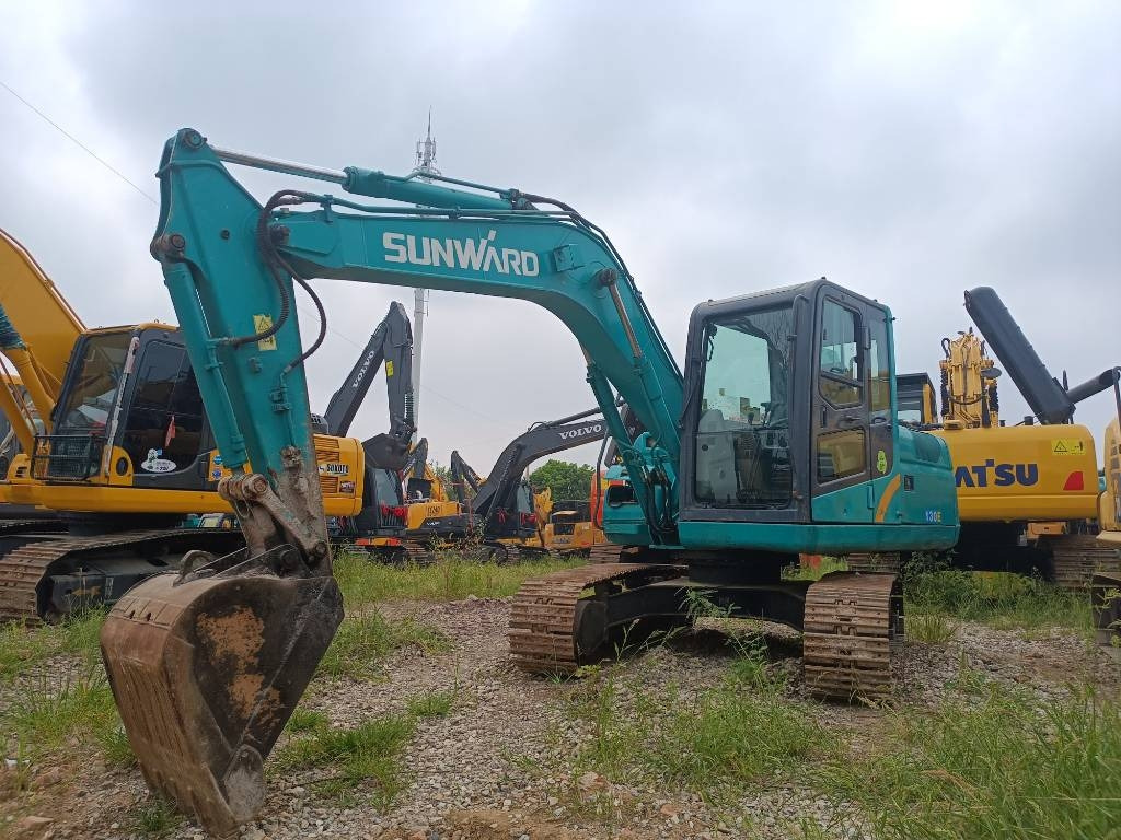 Sunward SWE 130 E - Excavadora de cadenas: foto 1 Sunward SWE 130 E - Excavadora de cadenas: foto 1