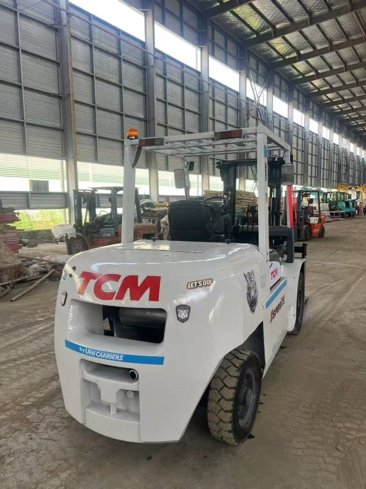 TCM FD 50 - Carretilla elevadora diésel: foto 3 TCM FD 50 - Carretilla elevadora diésel: foto 3